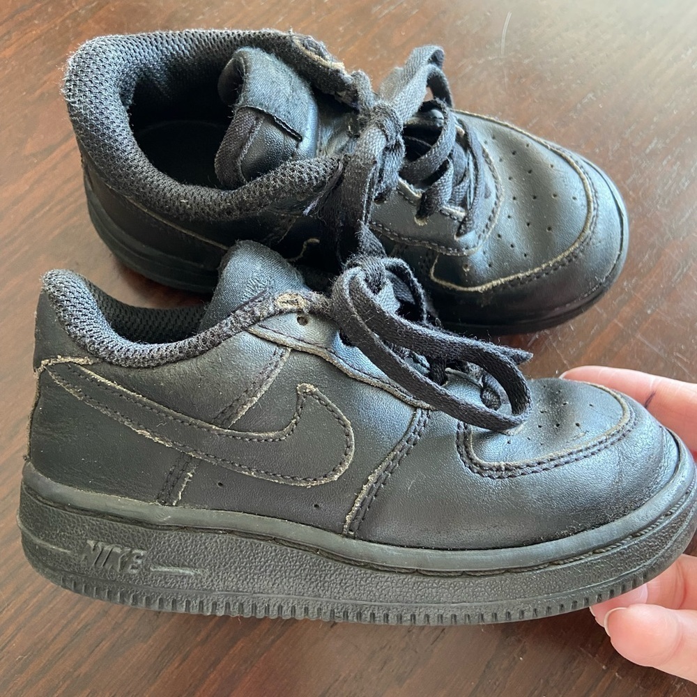 💚 Nike Air Force 1 Low Black Toddler Kids Sneaker Shoes Triple Black 8C